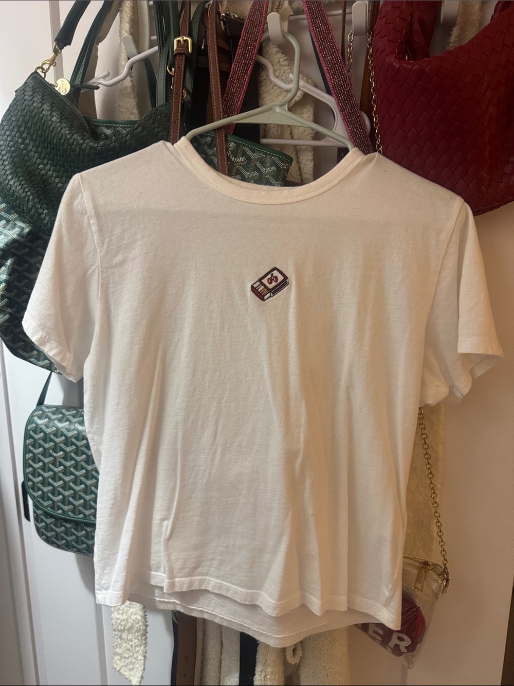 Abercrombie & Fitch White Match Box Icon